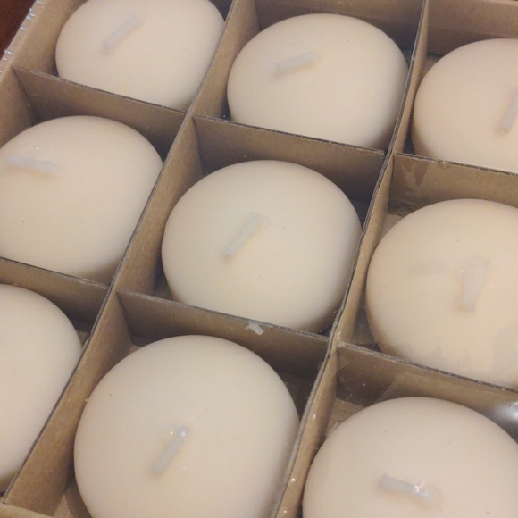 2" floating candles 12 pack - Picture 3 of 6